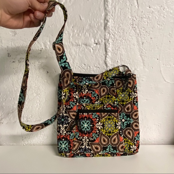 Vera Bradley Handbags - Vera Bradley cross body